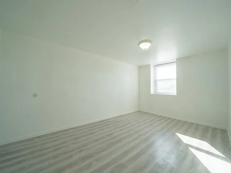 3167 Ryerson Cir — Photo 12