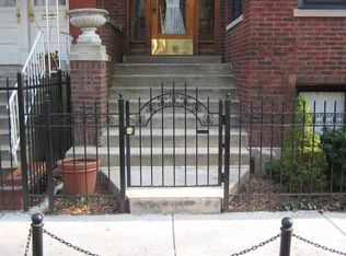 845 W Newport Ave, Chicago, IL 60657