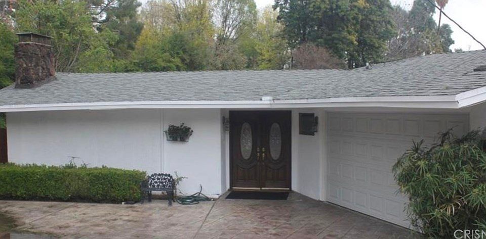1st image of 5816 Winnetka Ave