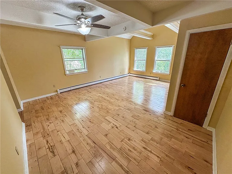 113 Comfort St #6 — Photo 4