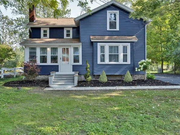 8020 Stahley Rd, East Amherst, NY 14051