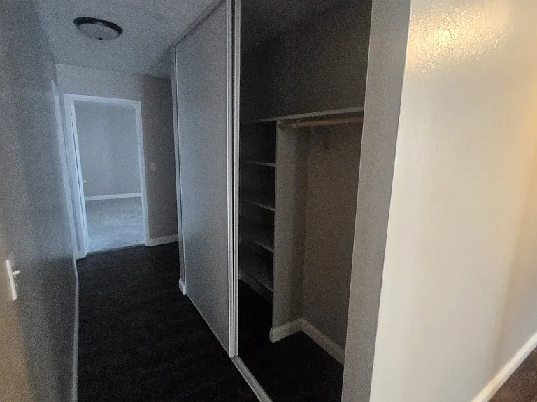 520 Van Buren Avenue — Photo 115