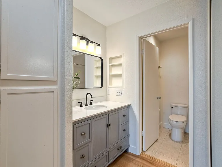 10910 Summerdale Way #340 — Photo 10