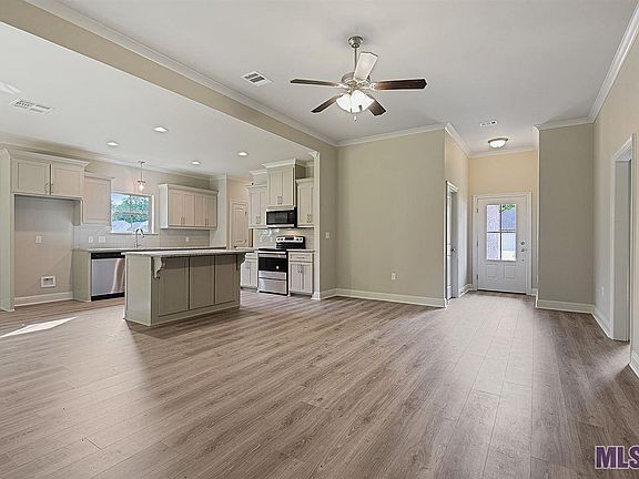 4th image of 17811 Brignac Ln
