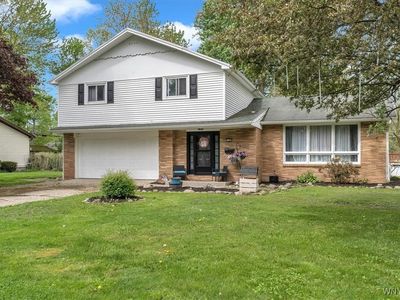 130 Cottonwood Dr, Williamsville, NY, 14221