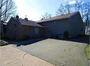 658 Mount Hope Ridge Rd, Avella, PA 15312