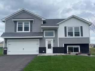 9981 Twin Lakes Pkwy NW, Elk River, MN 55330