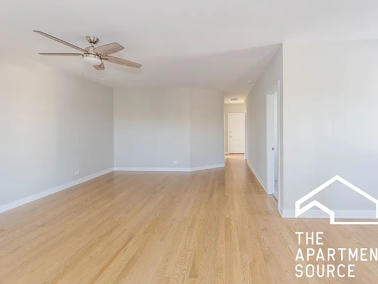 3912 N Keeler Ave #3 — Photo 5