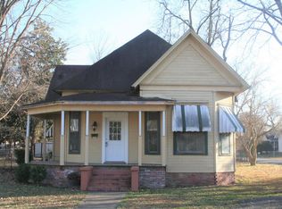 315 Locust St, Dardanelle, AR 72834