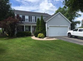 270 W Harvard Cir, South Elgin, IL 60177