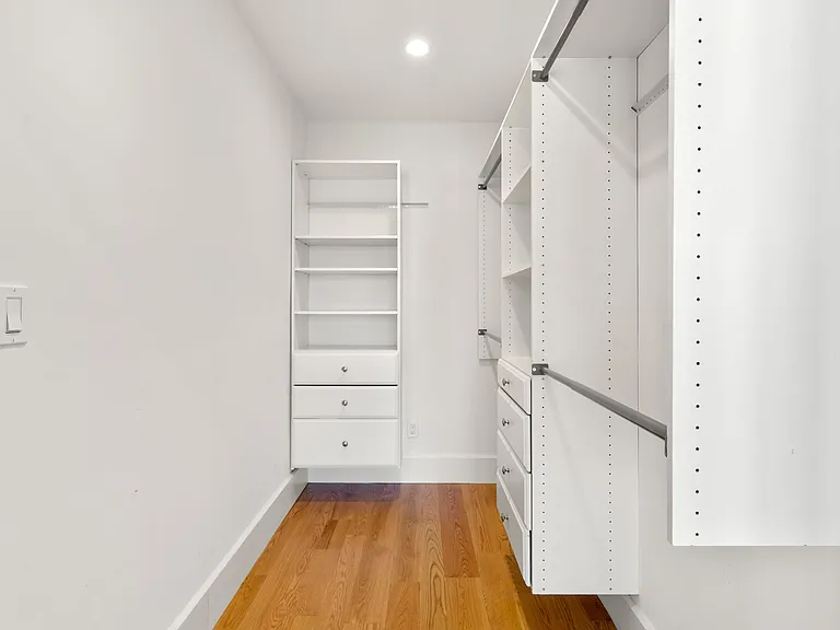 17 Vinton St #1 — Photo 11