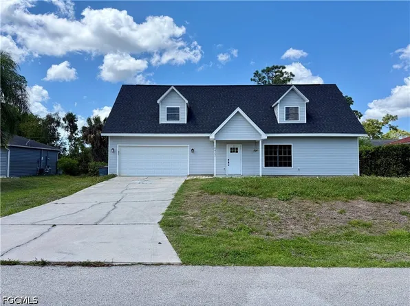 18422 Huckleberry Rd, Fort Myers, FL 33967