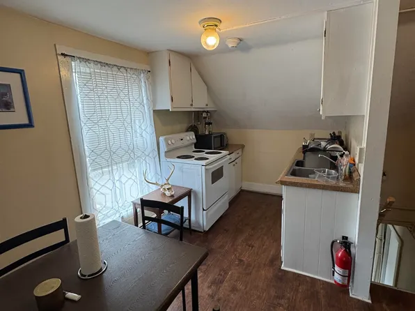 154 Washington St #3, Keene, NH 03431