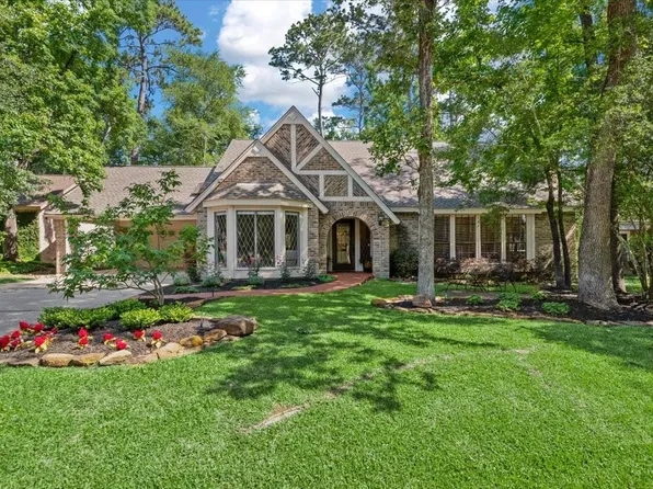 10 Cape Chestnut Dr, Spring, TX 77381