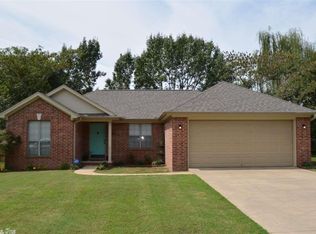 25 Stonehaven Dr, Cabot, AR 72023