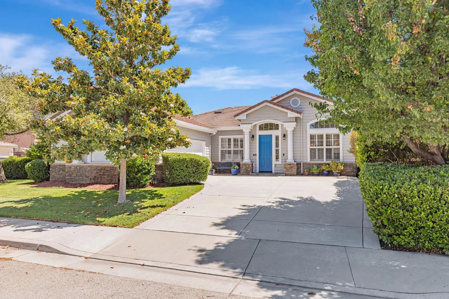 18400 Capistrano Way photo 1