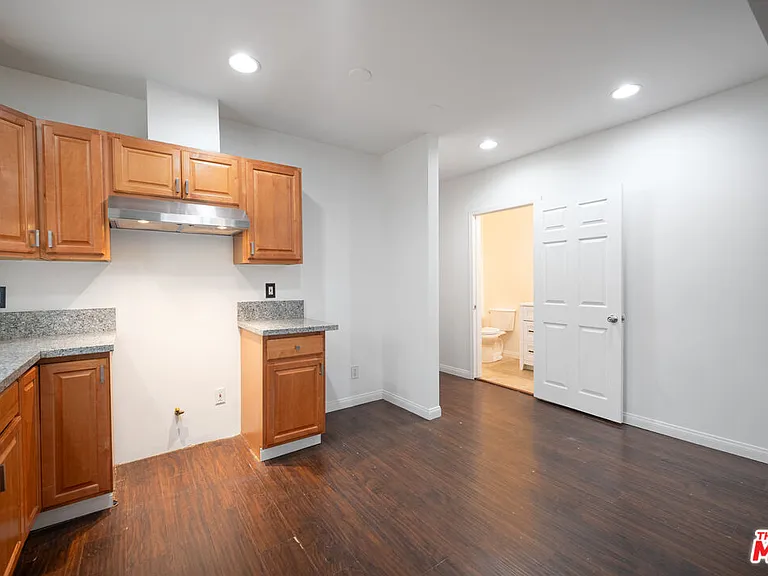 1530 5th Ave #1530 — Photo 7