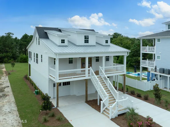 256 Kings Creek Crossing, Holly Ridge, NC 28445