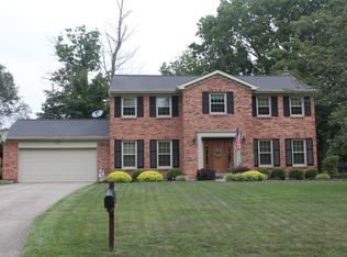 6982 Stonington Rd, Cincinnati, OH 45230