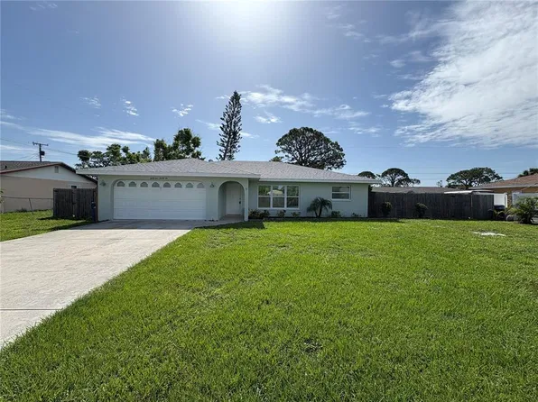 3126 Shamrock Dr, Venice, FL 34293
