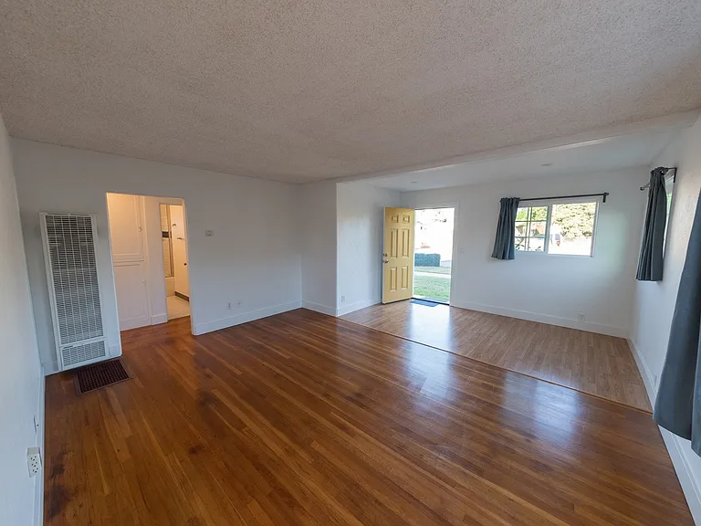364 2nd Ave — Photo 33