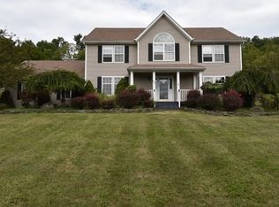 15 Josephine Dr, Washingtonville, NY