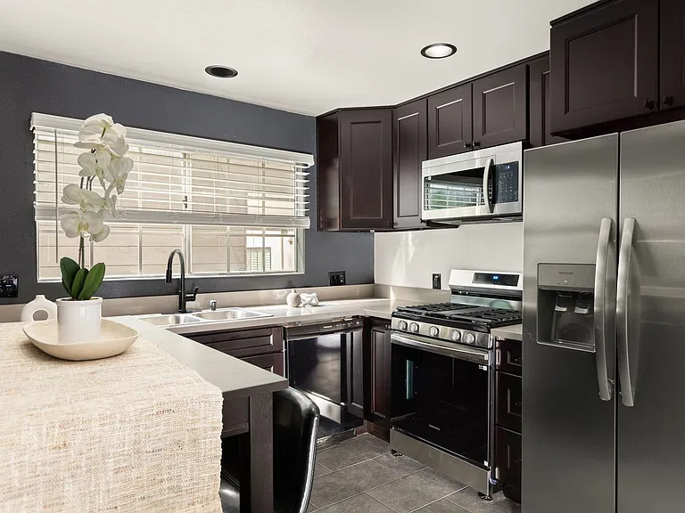 10777 Ashton Single #202 — Photo 7