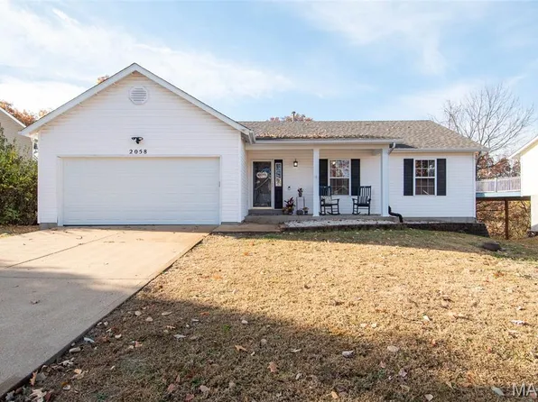 2058 Birchwood Dr, Barnhart, MO 63012