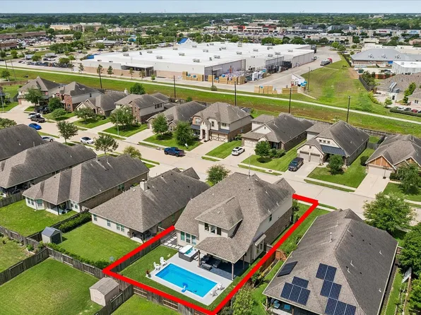 2705 Park Xing, Pearland, TX 77581