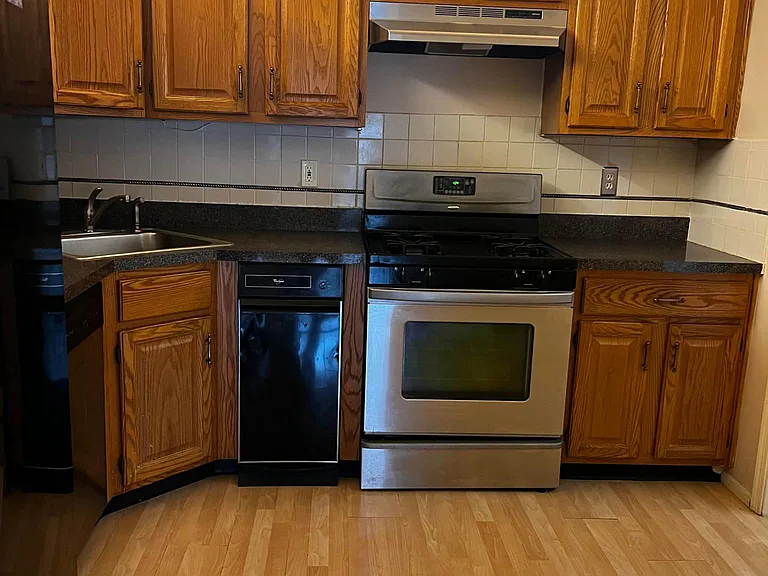 32 Scherer Ct — Photo 3