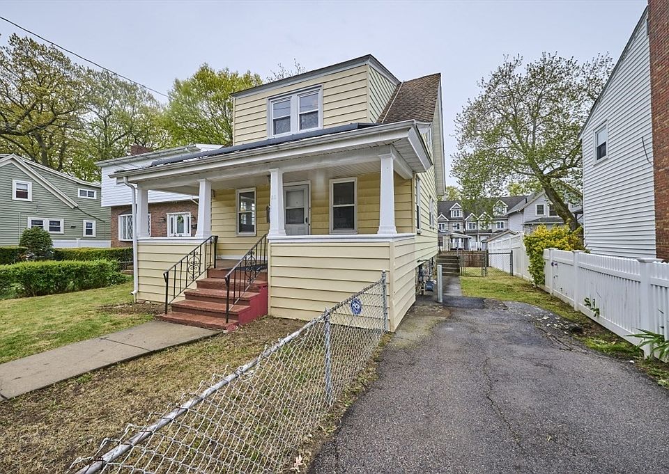 1st image of 23 Taunton Ave