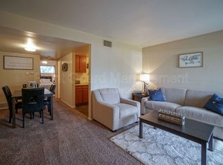 1417 Cambridge Pl #11, Manhattan, KS 66502