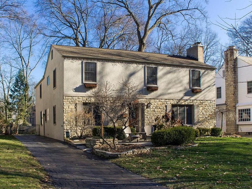 2676 Berwyn RD