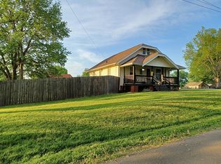 3729 Seneca St, Saint Joseph, MO 64507