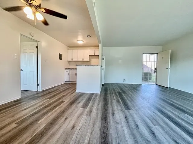 1811 W Sallie Ln #D1 — Photo 27