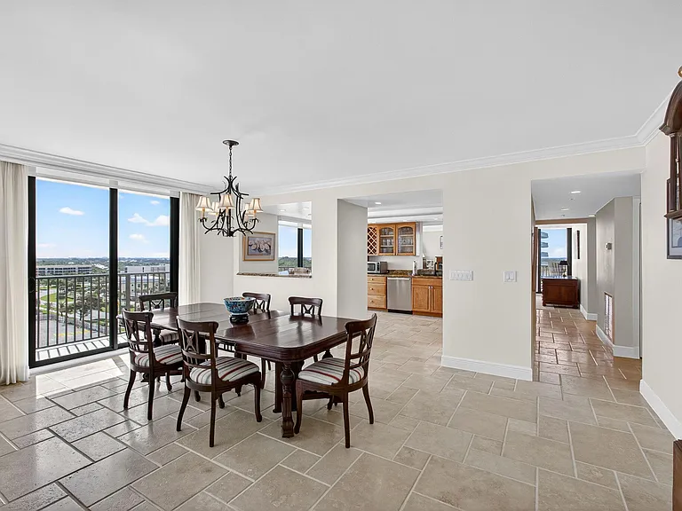 400 Beach Rd #804 — Photo 7