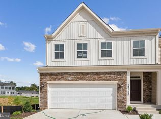 12120 American Chestnut Rd, Bowie, MD 20720