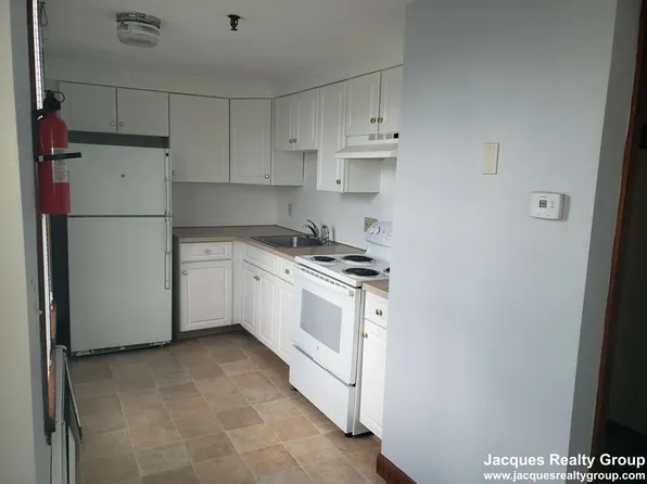 16 Broadway APT 7, Somerville, MA 02145