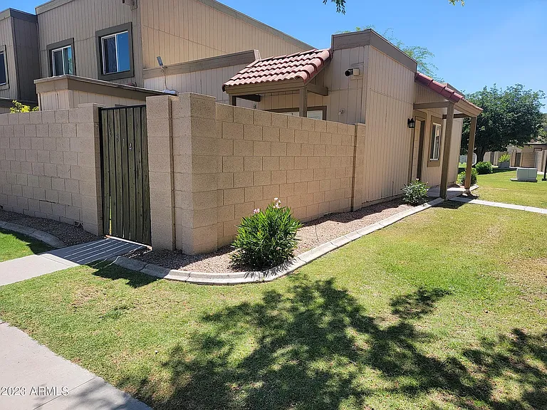 6814 S Rita Ln — Photo 13
