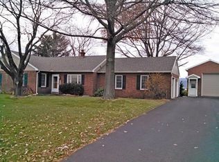 1808 Newport Rd, Manheim, PA 17545