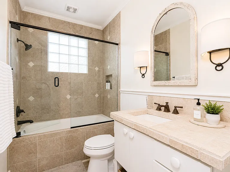 5115 Kavanaugh Blvd — Photo 8