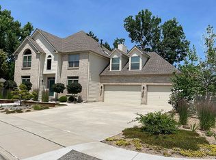 1300 Sapphire Ln, Longmont, CO 80504