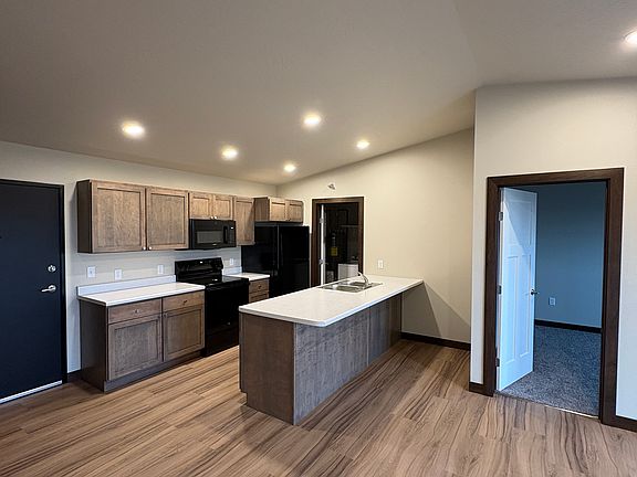 4th image of 1812 11th Ave NE #3