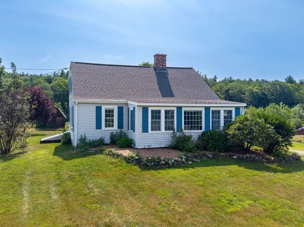 81 South St, Williamsburg, MA 01096