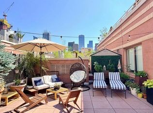 Three Worldwide Plaza, New York, NY 10019