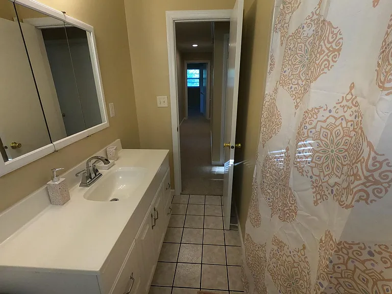 5830 Perry Ln — Photo 59