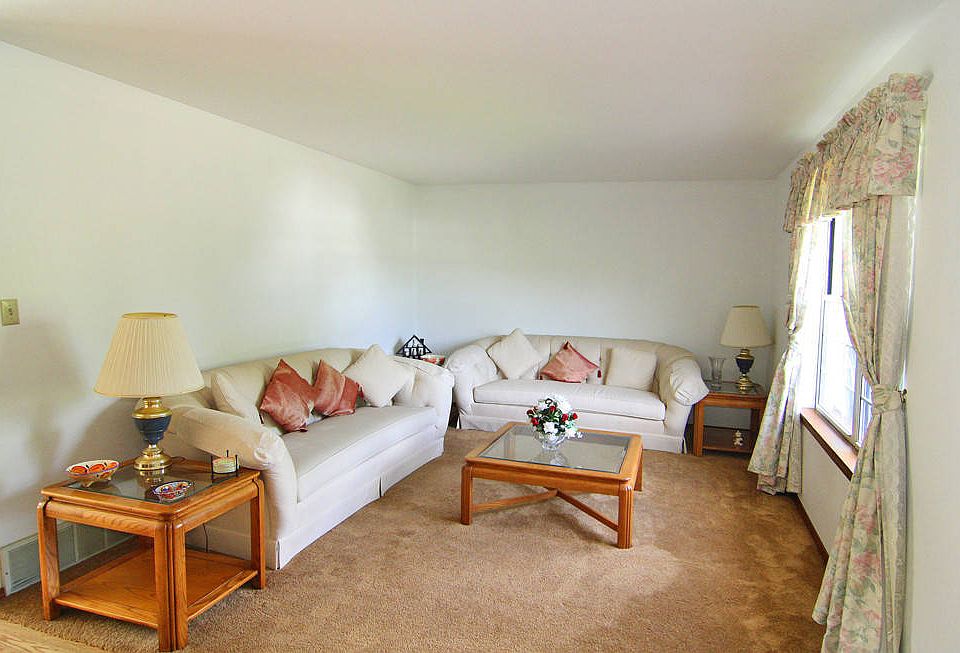1st image of 3409 Glenview Dr