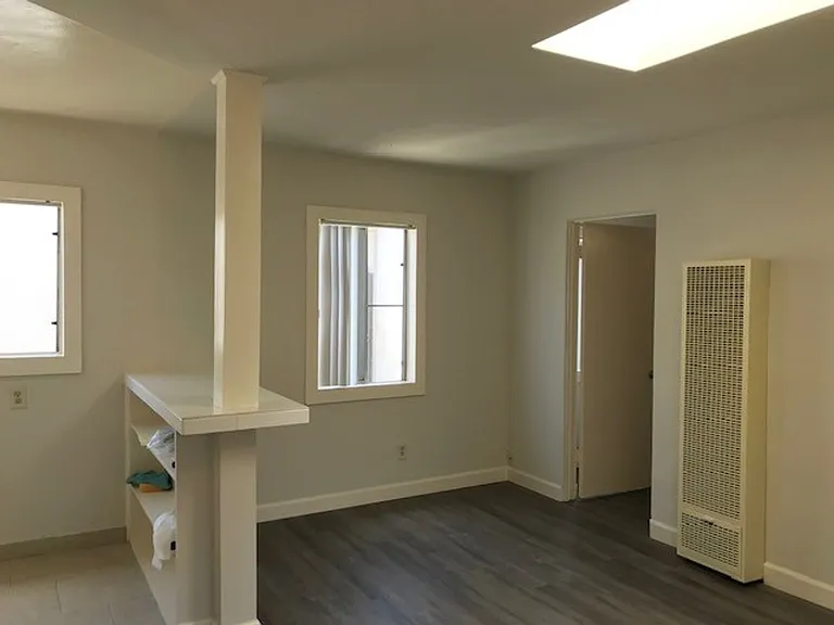 Mission Beach 1Bed 1 Bath steps from the water! — Photo 6
