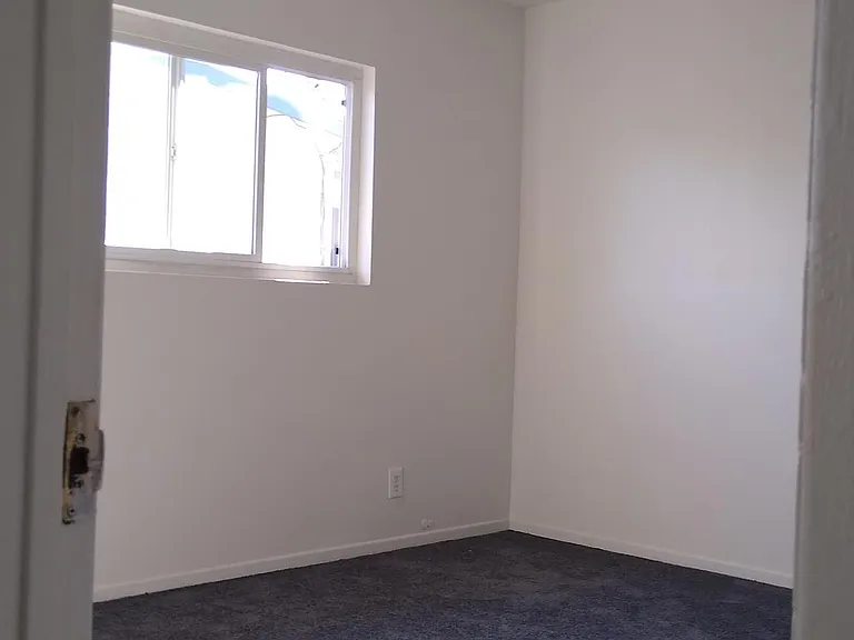 1583 Torrance Blvd #3 — Photo 9
