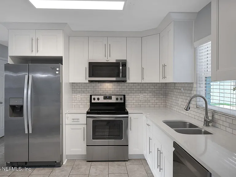 42 Dolphin Blvd — Photo 21